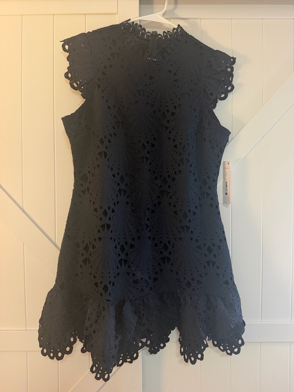 Aqua mockneck lace shift dress- navy
